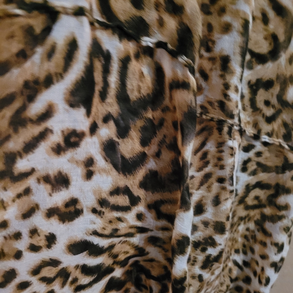 Scarf - Picture 3 of 3
